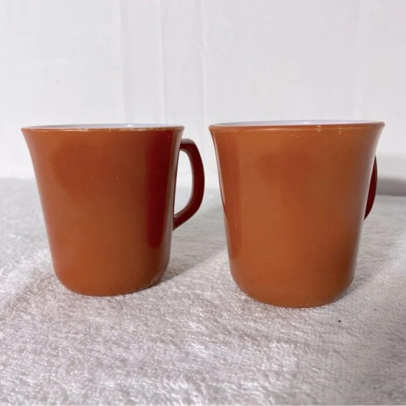 Vintage MCM Corning Pyrex Burnt Orange Mugs x2 Coffee  Cups - Picture 2 of 10
